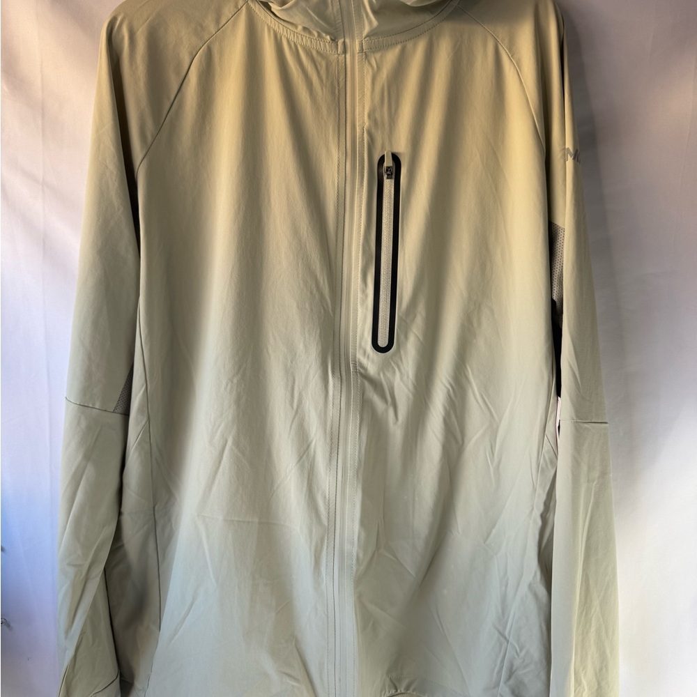 Men's Lightweight technical Hooded Jacket - Beige. Like On Running or Alo